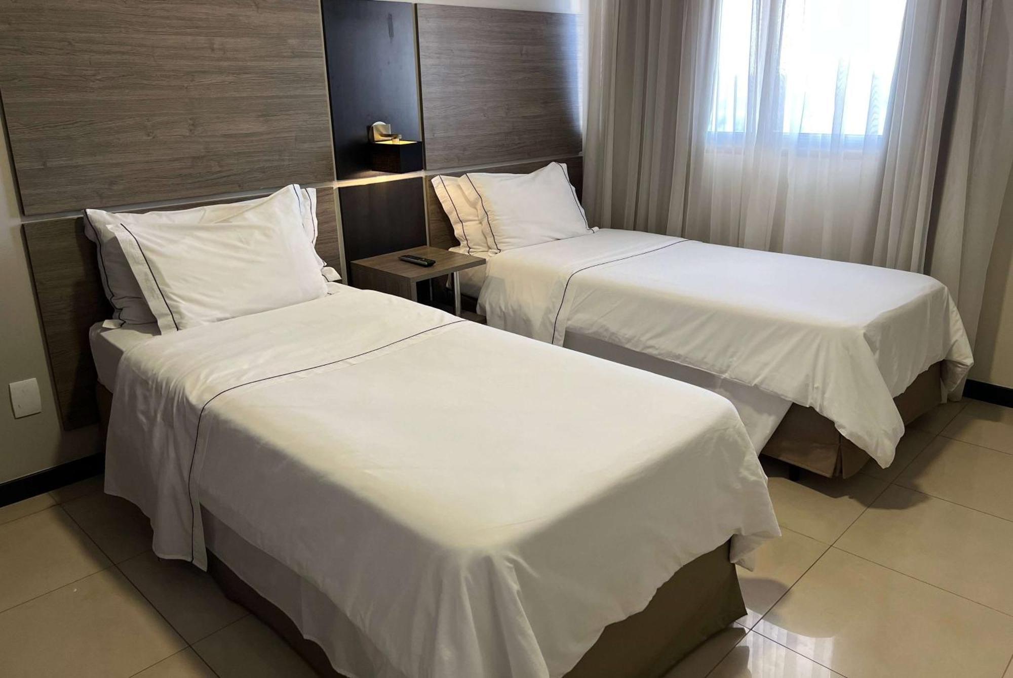 Wyndham Golden Foz Suites Foz do Iguaçu Buitenkant foto
