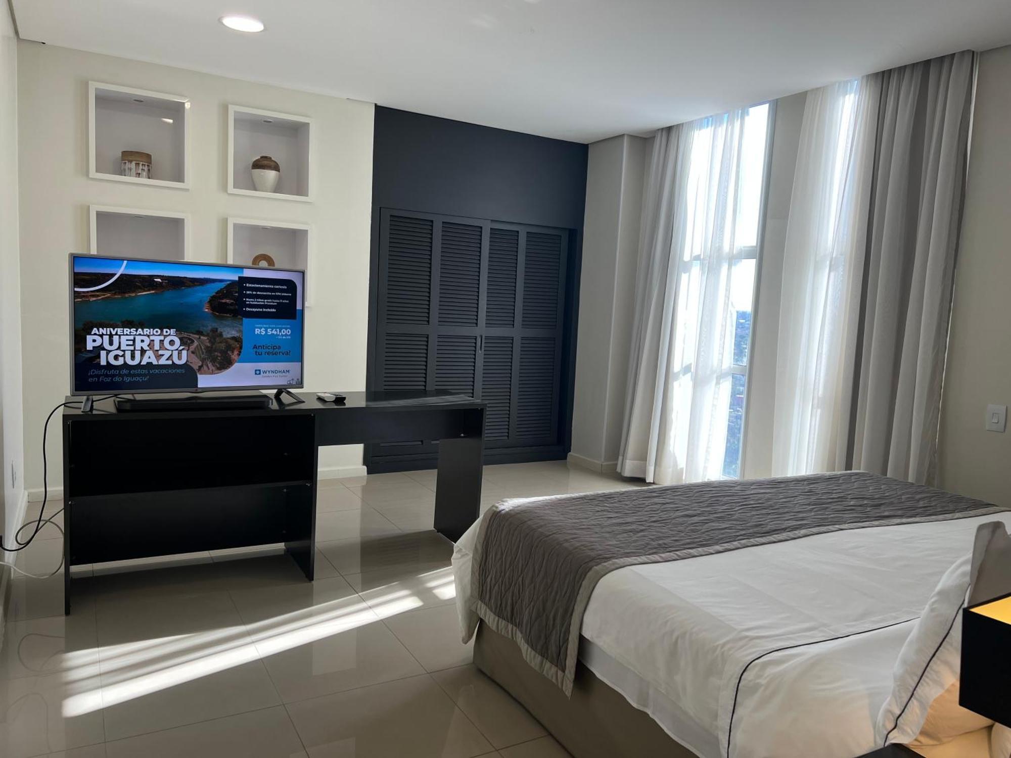 Wyndham Golden Foz Suites Foz do Iguaçu Buitenkant foto