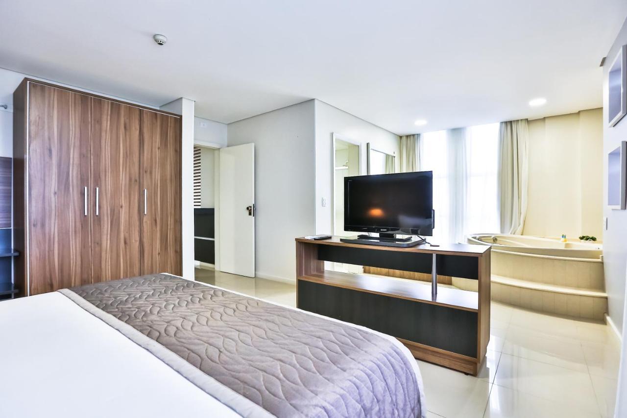 Wyndham Golden Foz Suites Foz do Iguaçu Buitenkant foto